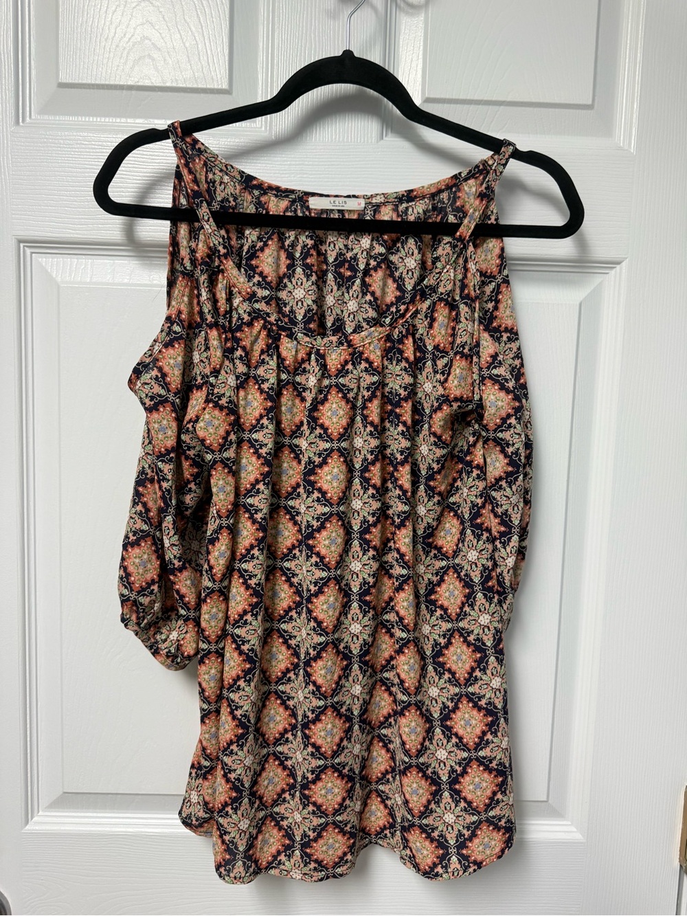 Le Lis Navy & Peach Printed Cold-Shoulder Camisole